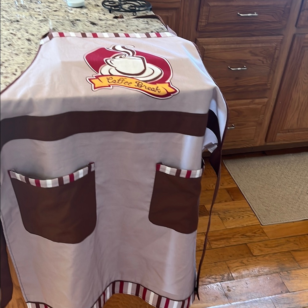 Coffee Break Apron with Pockets